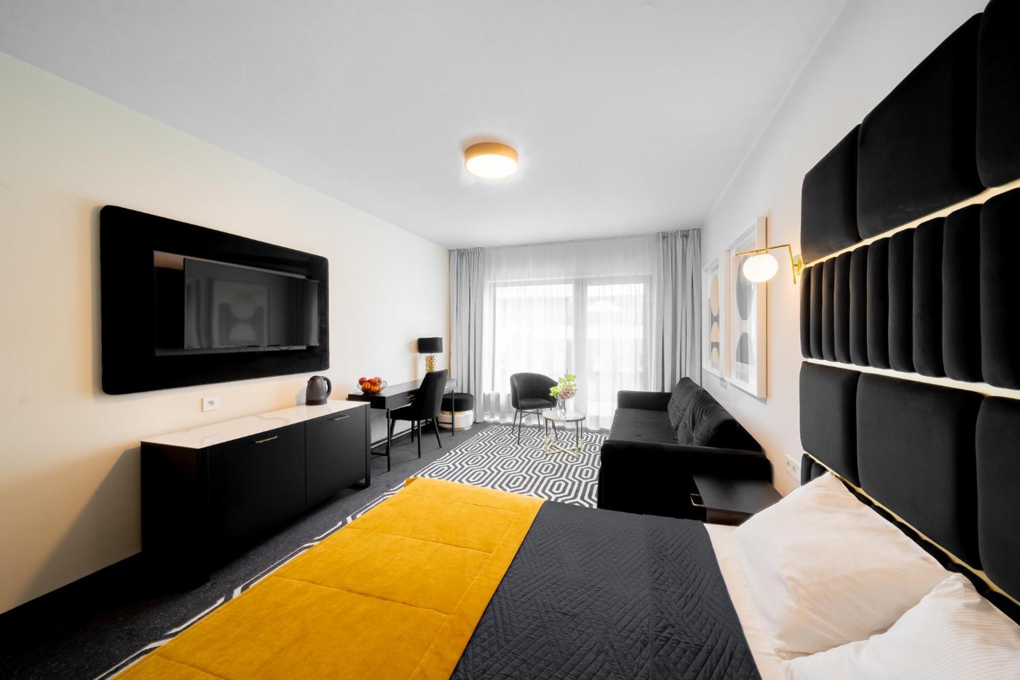Lulu Apartments - Rosa - Studio Hotelowe Z Klimatyzacja I Konsola Ps4 - Solny Resort Kolobrzeg Luaran gambar